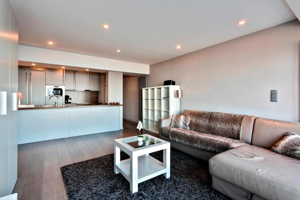 Montezuma Luxe Studio Met Frontaal Zeezicht Zonder Aparte Slaapkamer Apartment Ostend Exterior photo